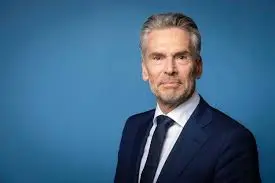 De Rol van Dick Schoof in de Gezondheidszorg in Nederland