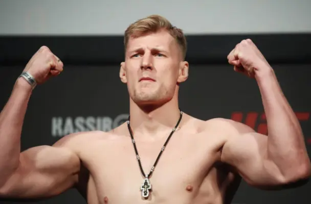 Het Verhaal van Alexander Volkov: Een MMA Legende