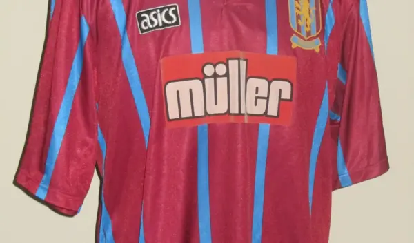Aston Villa FC: Een Blik op Hun Huidige Prestaties