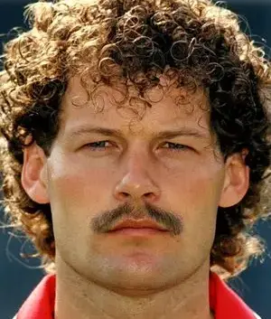 Danny Blind: De Impact van een Voetbalicoon