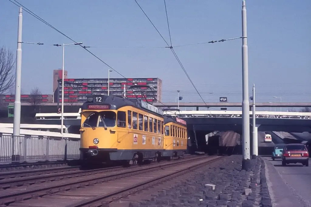 De Tijd: Belangrijke Bron voor Nieuws en Analyses