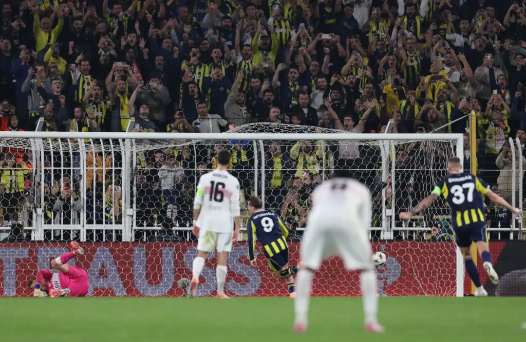 Fenerbahçe vs Stuttgart: Vooruitblik op een Spannend Duel