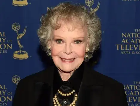 Het Fascinerende Leven van June Lockhart