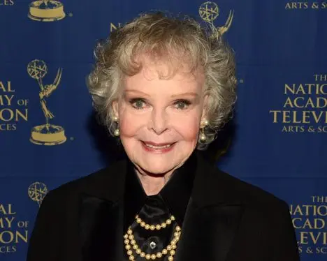 Het Fascinerende Leven van June Lockhart