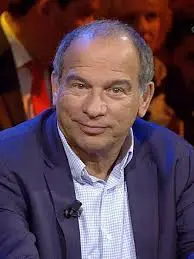 Maurice de Hond: Het Belang van Zijn Opiniepeilingen