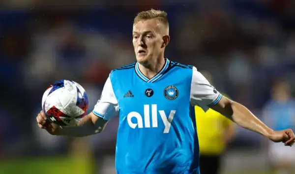 Swiderski: Een Belangrijke Speler in de Voetbalwereld