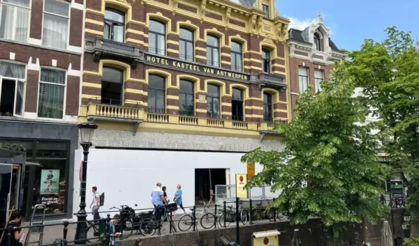 UNIQLO opent zijn deuren in Utrecht: Een nieuw kledingparadijs