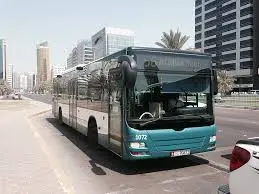 Abu Dhabi: De Opkomende Zon van de Verenigde Arabische Emiraten