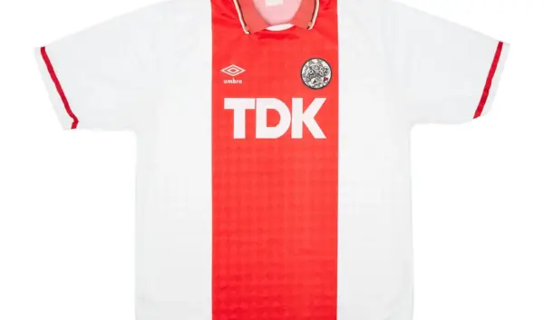 De Rol van Ajax in de Nederlandse Voetbalgeschiedenis