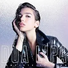 De Onstuitbare Opkomst van Dua Lipa in de Muziekwereld