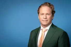 Gijs Tuinman: Pionier in Duurzame Tuinontwerpen