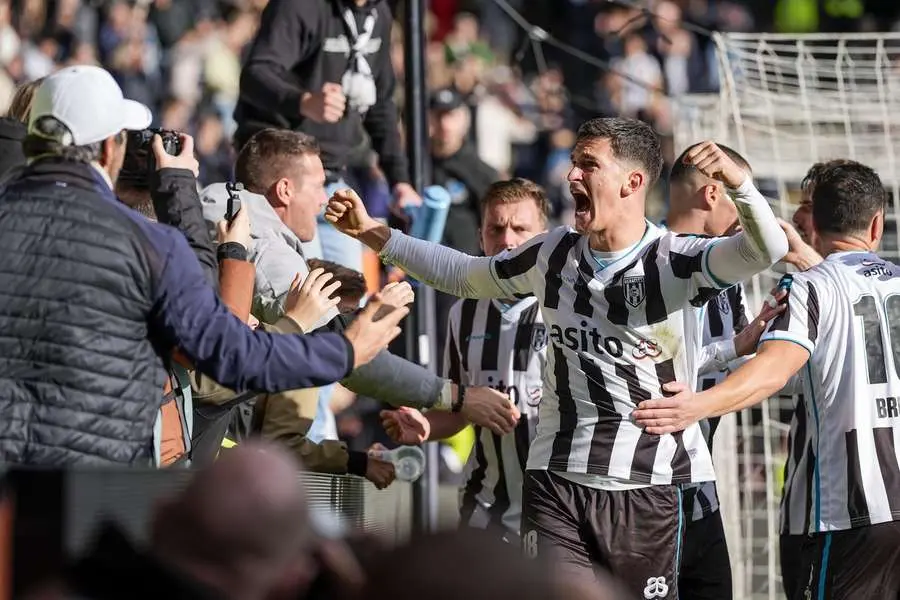 Heracles en PEC Zwolle: Een Uitzonderlijke Rivaliteit