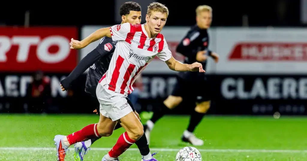 Top OSS vs Helmond Sport: Een Belangrijke Wedstrijd voor de Competitie