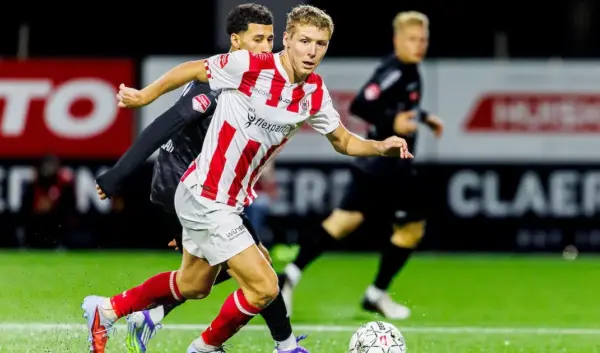 Top OSS vs Helmond Sport: Een Belangrijke Wedstrijd voor de Competitie