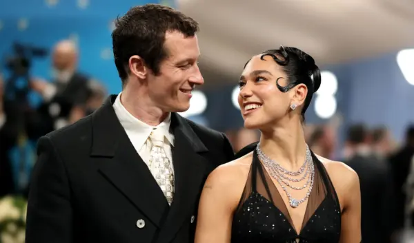Ontdek Callum Turner: Carrière en Impact