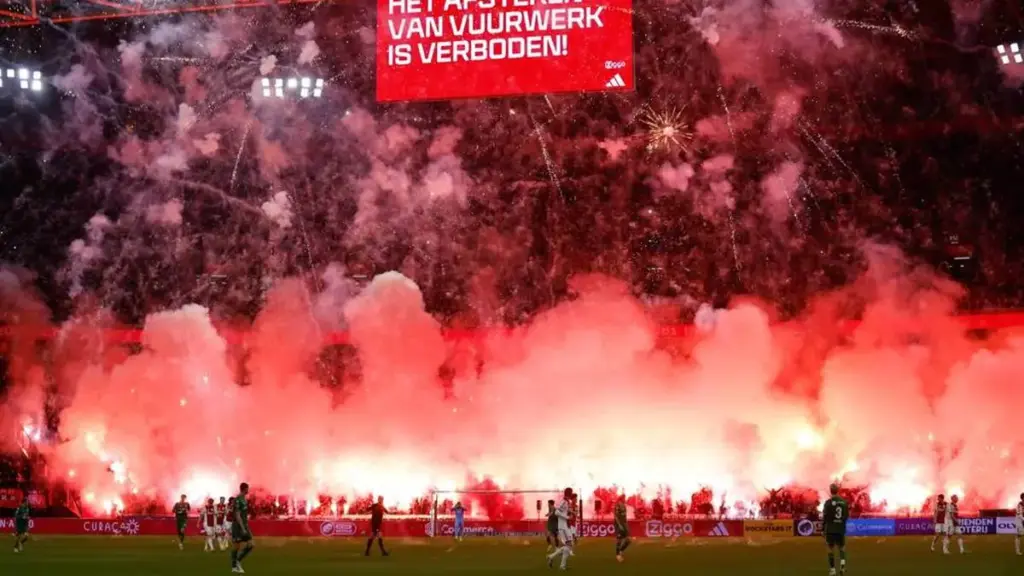 Straf van de KNVB voor Ajax: Wat Betekent Dit Voor de Club?