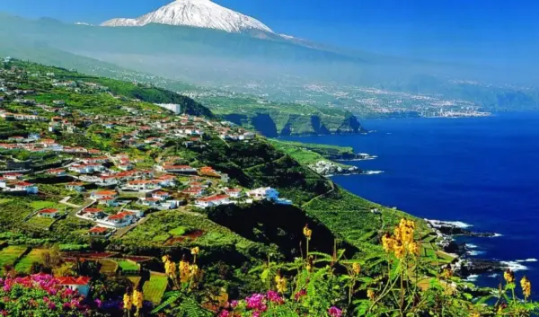 Tenerife en de impact van hoge golven op strandactiviteiten