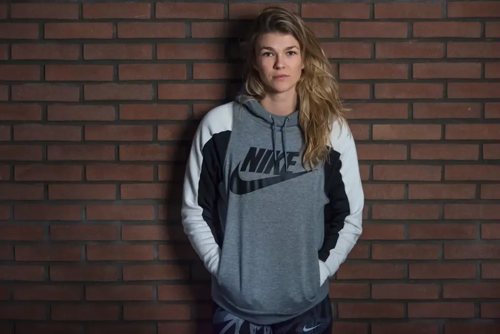 Tess Wester: De Ster van de Nederlandse Handbalwereld