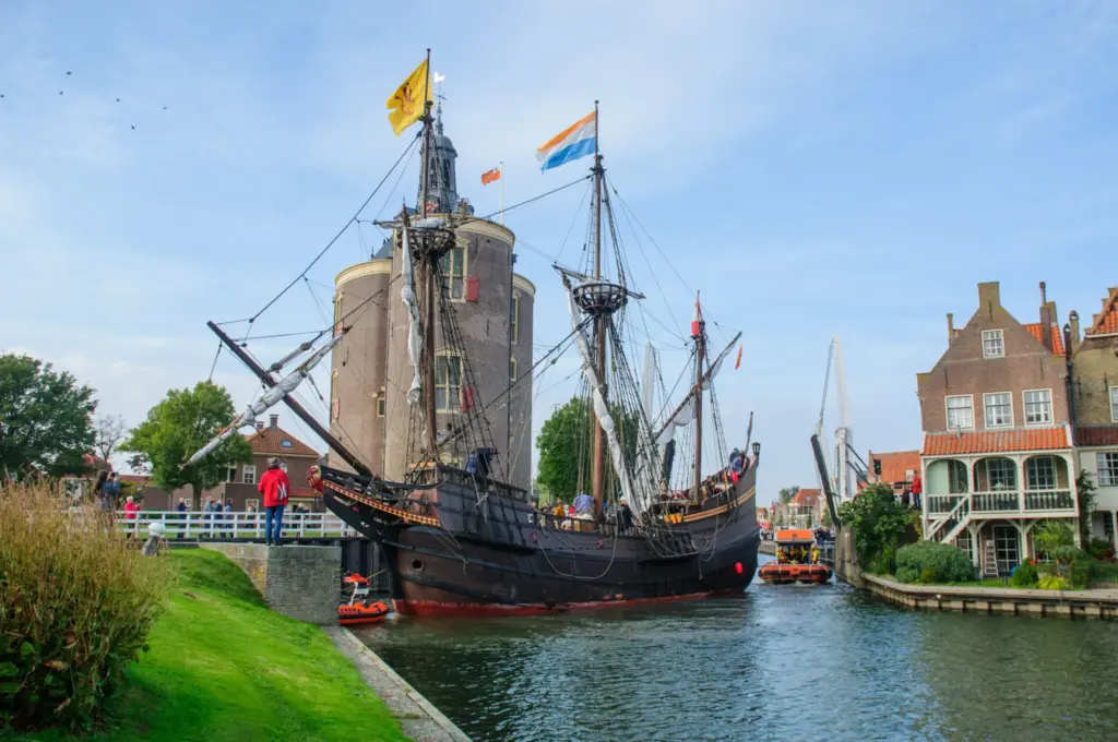 Enkhuizen: Een Stukje Geschiedenis en Cultuur