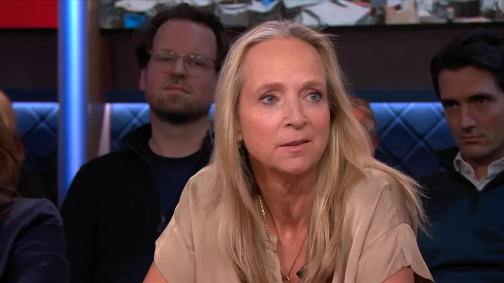 Floortje Dessing: De Invloedrijke Carrière van een Tv-Presentatrice
