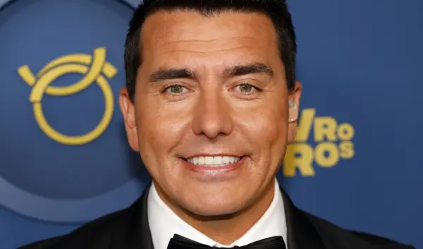 Jan Smit: Een Blik op de Carrière van de Zanger