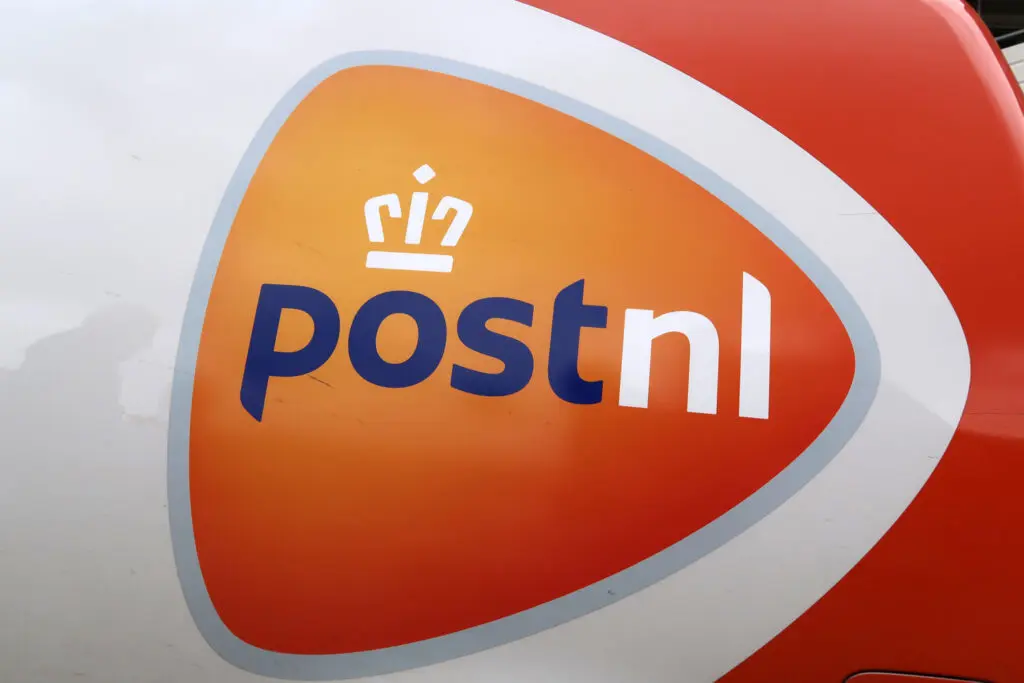 PostNL: Innovaties en Uitdagingen in de Leveringssector