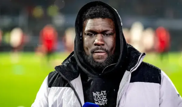 Royston Drenthe: Van Ster tot Comeback in het Voetbal
