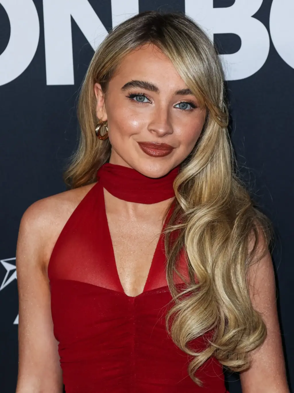 Sabrina Carpenter: Een Veelzijdige Talenten in de Entertainmentwereld