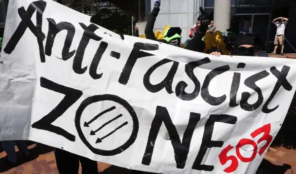 Antifa en zijn invloed op het hedendaagse politieke landschap