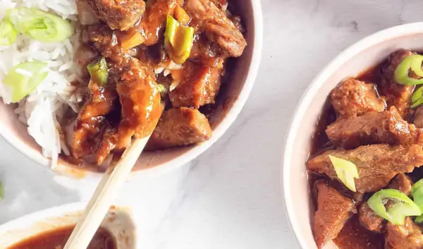 Babi Pangang: Een Populaire Chinese Delicatesse in Nederland
