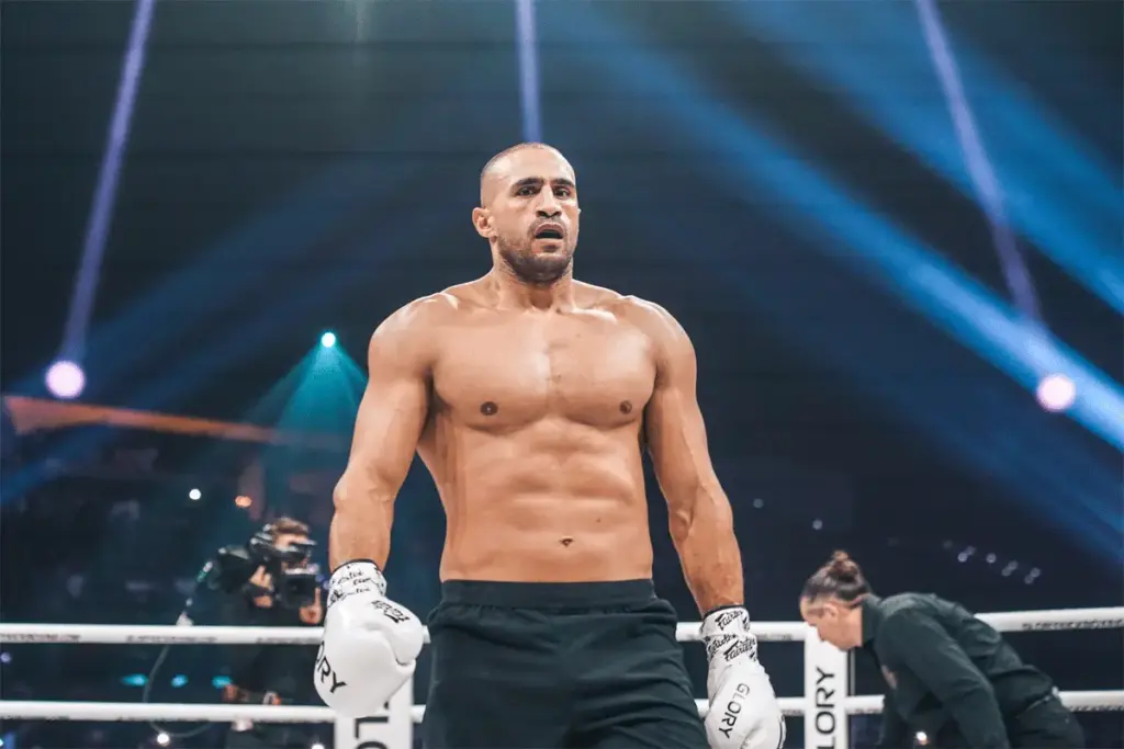 Badr Hari: De Reis van een Kickbokskampioen