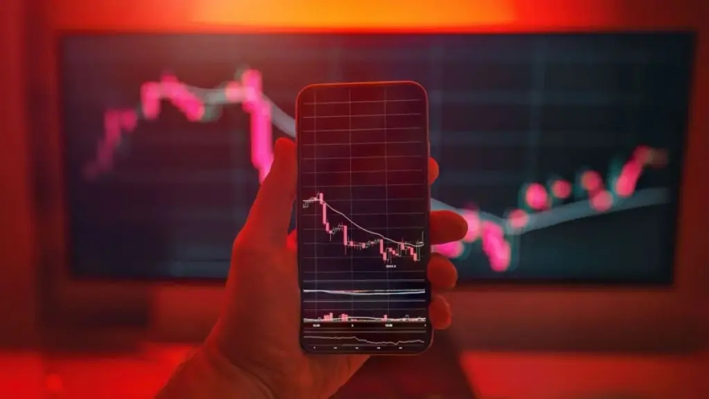 Bitcoin koers onder druk: Wat we weten over de recente dalingen