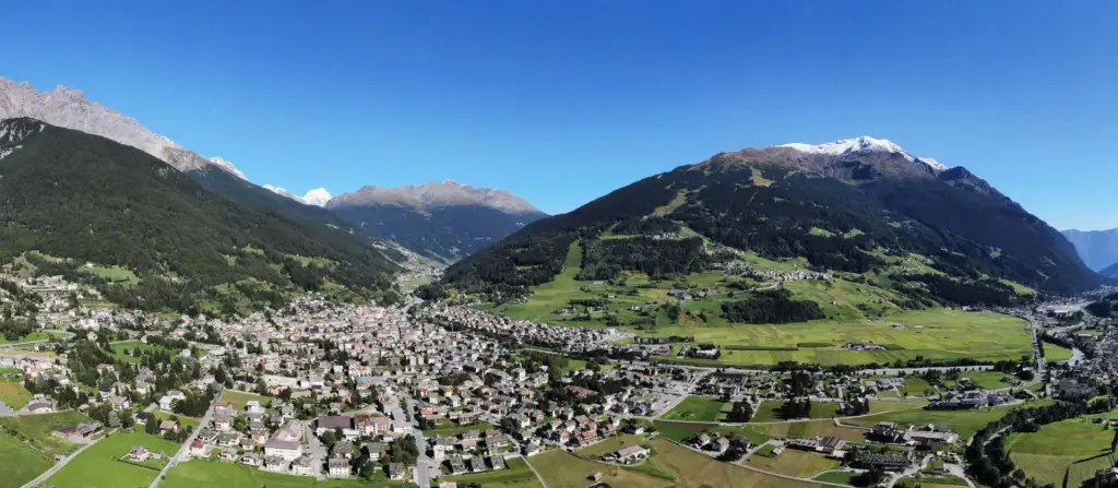 Bormio: Een Mix van Skiën en Ontspanning