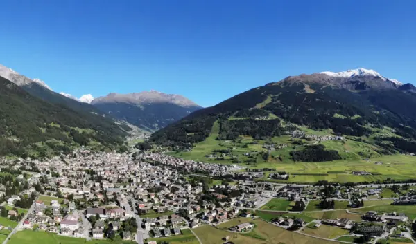 Bormio: Een Mix van Skiën en Ontspanning