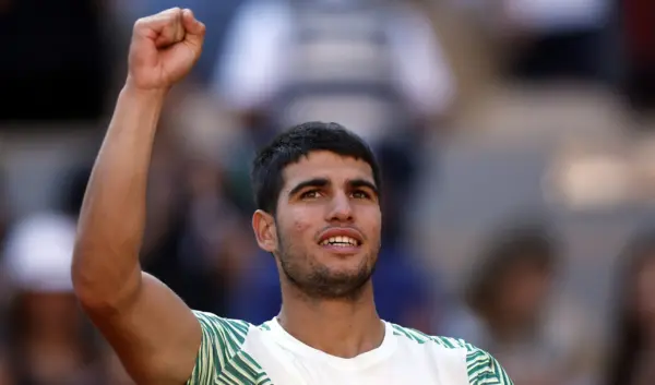 Carlos Alcaraz: De Opkomst van een Tennisster