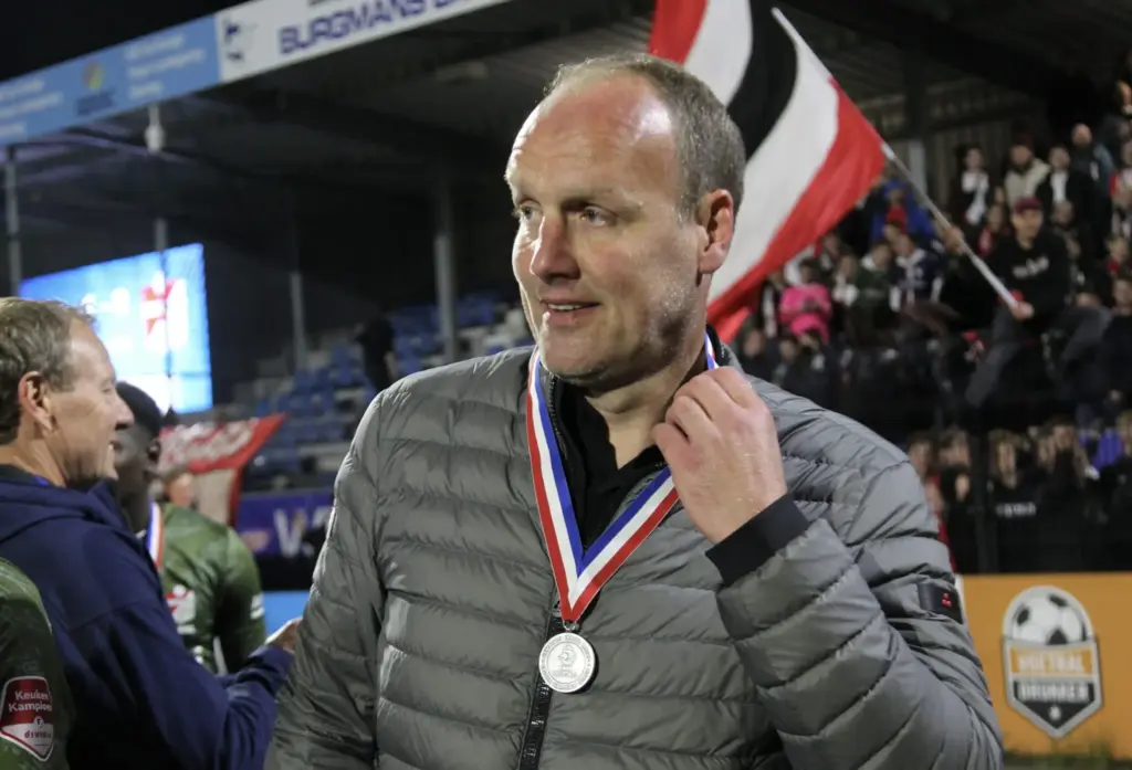 Dick Lukkien: Een Krachtige Invloed in het Voetbal