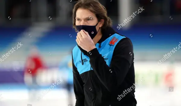 Gerard van Velde: Een Blik op de Carrière van de Schaatslegende