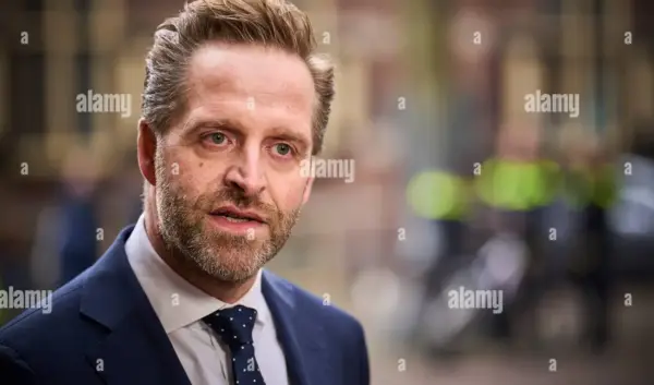 Hugo de Jonge: Een Blik op zijn Politieke Loopbaan