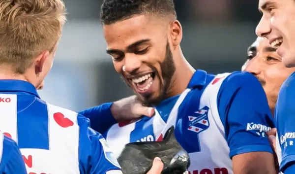 Jerry St. Juste: Een Opkomende Ster in het Nederlandse Voetbal