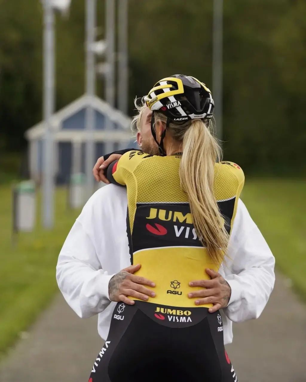 Jutta Leerdam en Jake Paul: Een Blik op Hun Relatie en Carrières