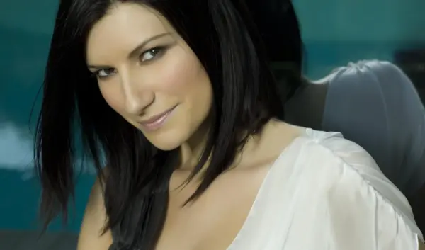 Het Leven en de Carrière van Laura Pausini