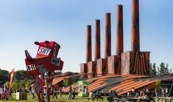 Lowlands 2023: Een Uitverkocht Festival en Zijn Betekenis