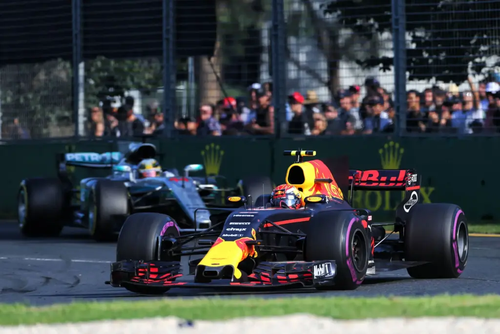 Max Verstappen: De heersende koning van de Formule 1