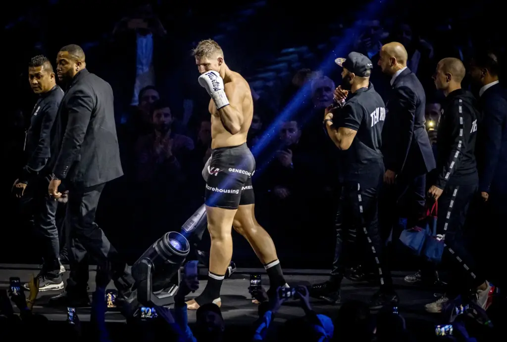 De Invloed van de Moeder van Rico Verhoeven op zijn Carrière