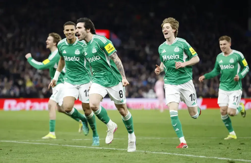Waarom de wedstrijd newcastle – qarabağ belangrijk is voor de Champions League