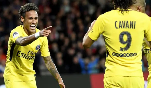 Neymar: Een Krachtpatser in de Wereld van Voetbal
