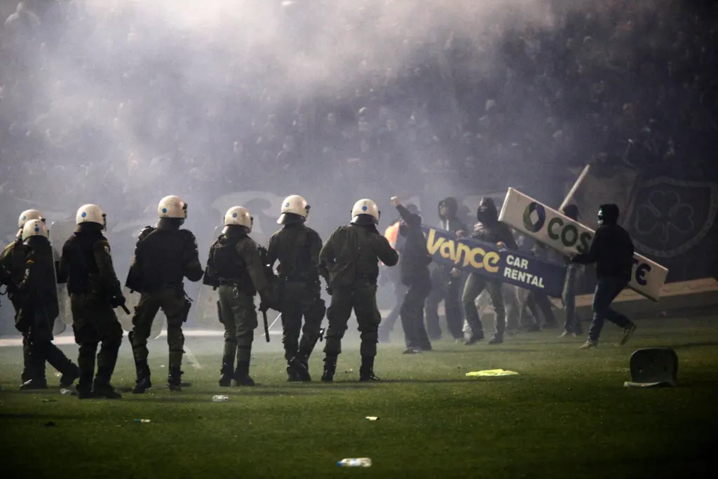 De Rivaliteit Tussen Olympiakos en Panathinaikos