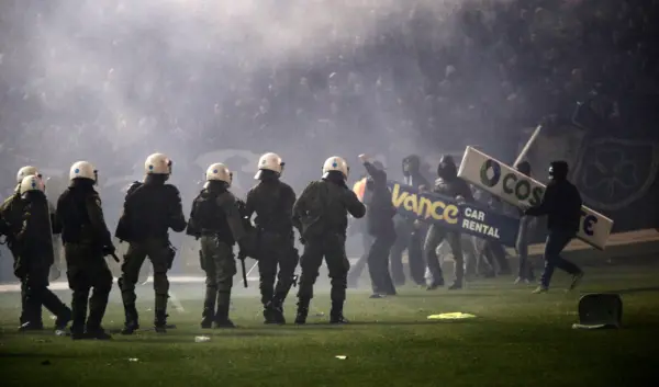 De Rivaliteit Tussen Olympiakos en Panathinaikos