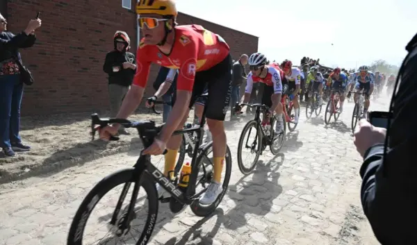 omloop het nieuwsblad — NL news
