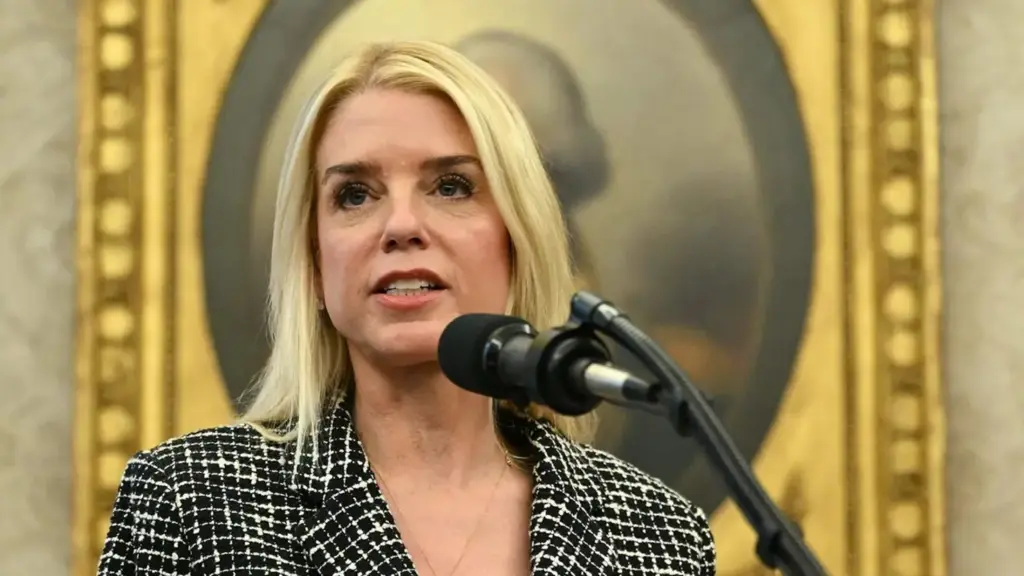 Pam Bondi: Een leidende figuur in de Amerikaanse politiek